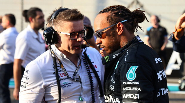 REPORT: Lewis Hamilton planning for life after Bono ahead…