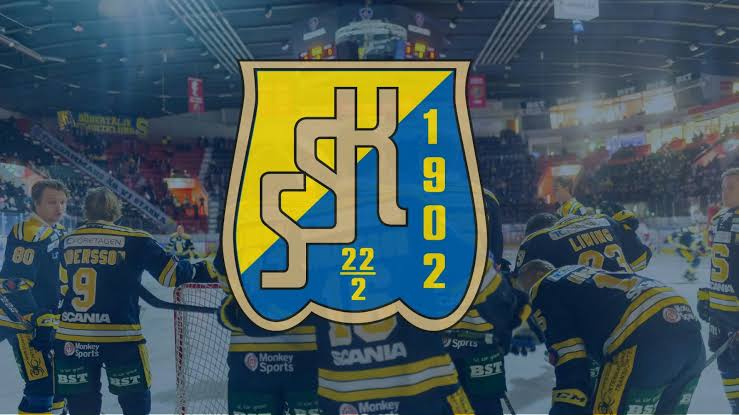Södertälje SK Kaptenen och fyra andra spelare har avgått…….